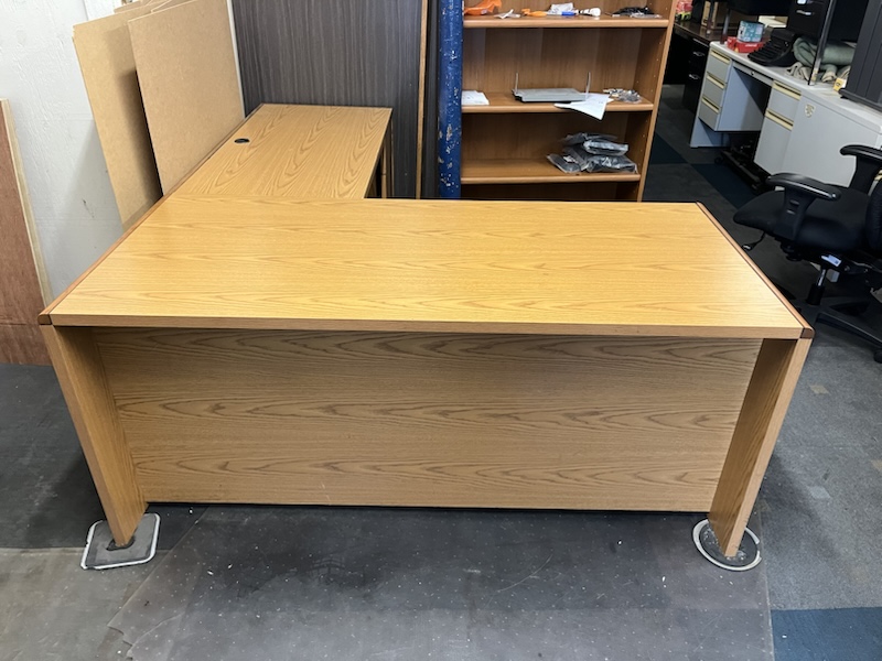 L Shape desk
