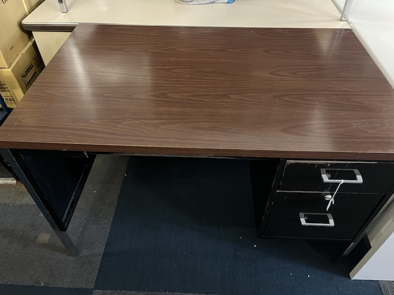 Single Ped Desk