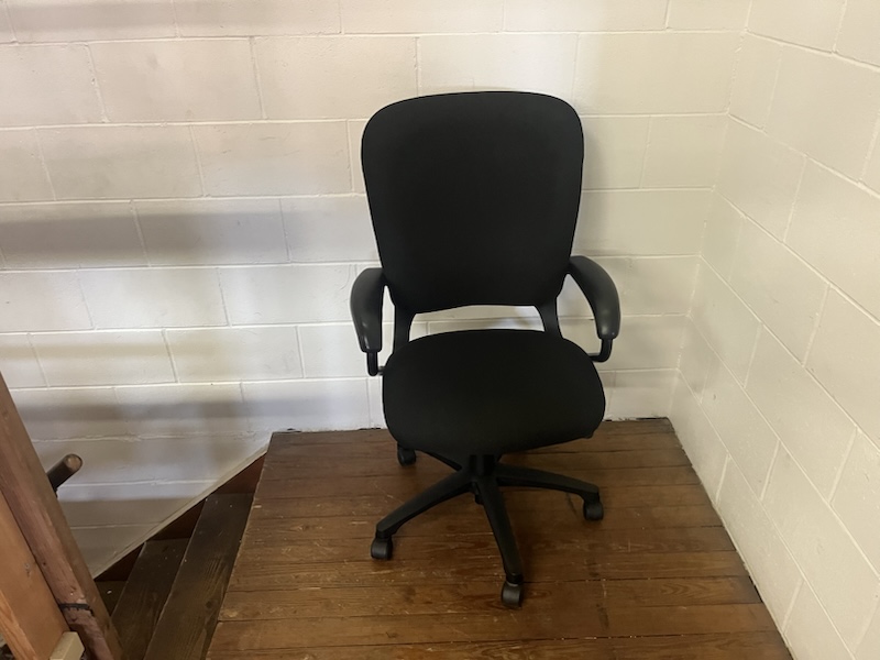 Hon task chair